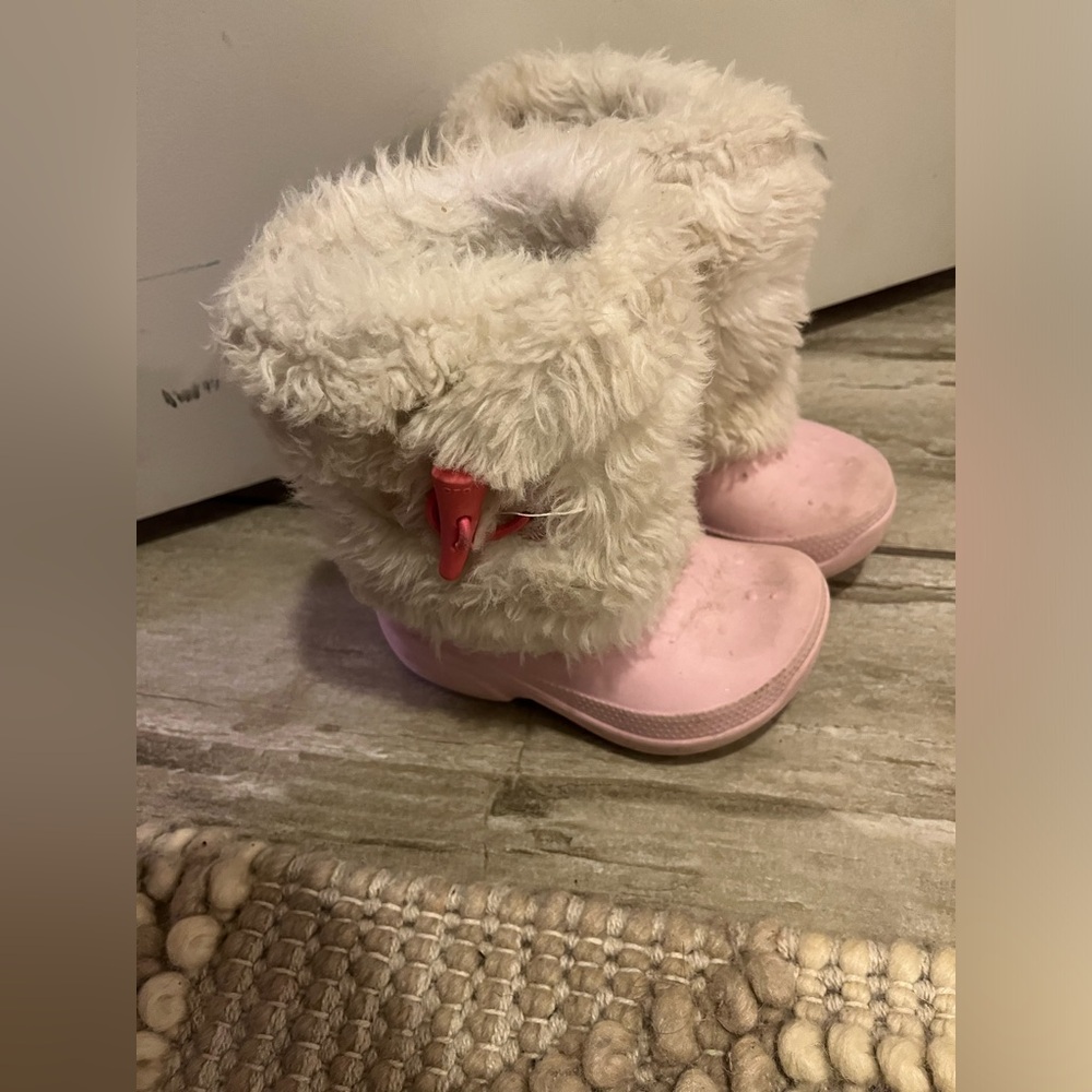 Crocs winter fur boots